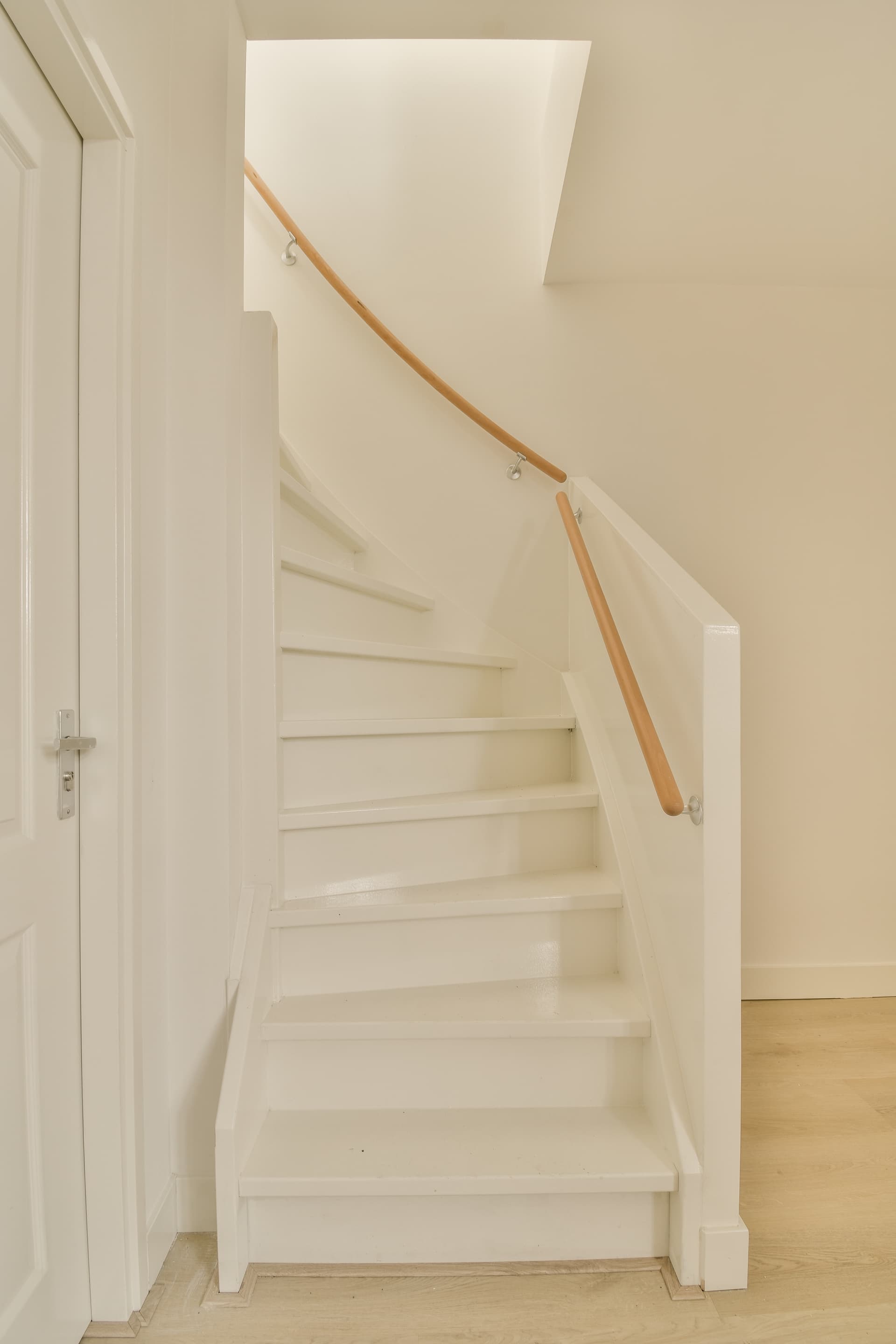 Can Period Mouldings and Stair Parts Be Matched in Hampshire Homes?